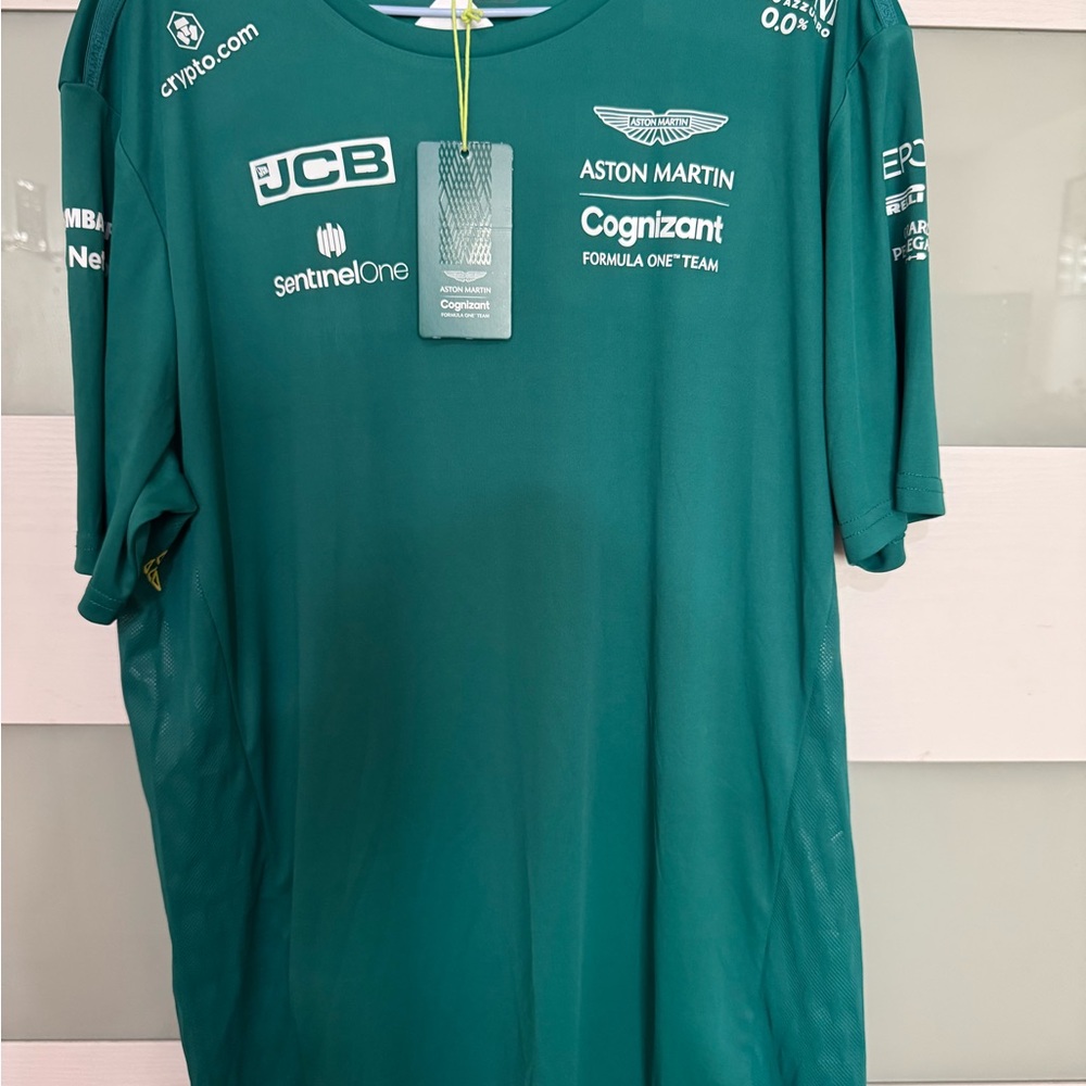 Formulaw One Team Jersey NWT Authentic Aston Martin Mens XL Shirt Racing